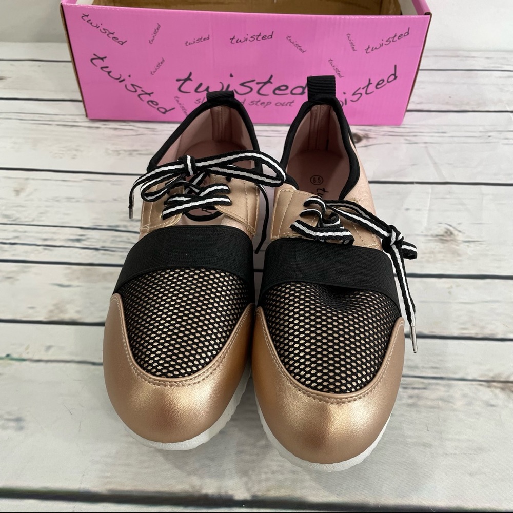 Twisted Synergy Sneaker size 8.5